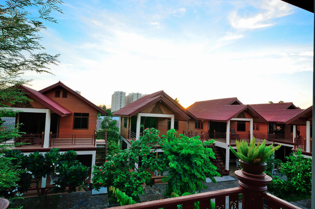 Avila Resort Pattaya Jomtien Exterior foto